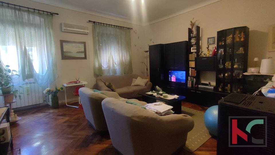 Istria, Pula, Veruda, apartment with 3 bedrooms, not far from the city center and well-kept beaches