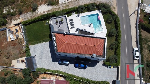 Istria, Krnica, Villa di lusso, vista mare, piscina 58m2
