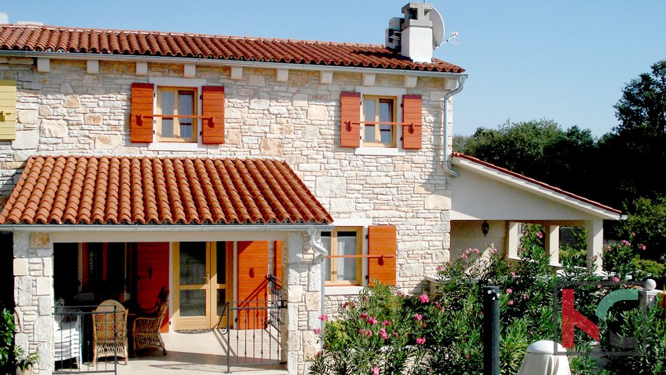 Istra, Kanfanar, Naselje sa 7 autohtonih istarskih kuća za odmor