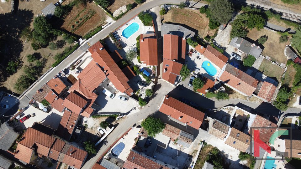 Istrien, Kanfanar, attraktive Landhäuser für den Urlaub, Investitionsmöglichkeit