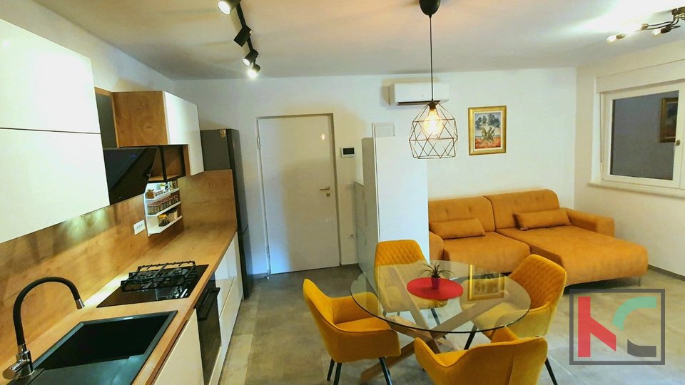 Pula, two-story apartment 66m2 in a new building, modern and fully equipped