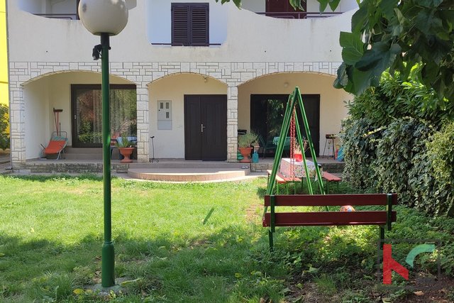 Istria, Ližnjan, Šišan, casa indipendente con 5 appartamenti e giardino paesaggistico