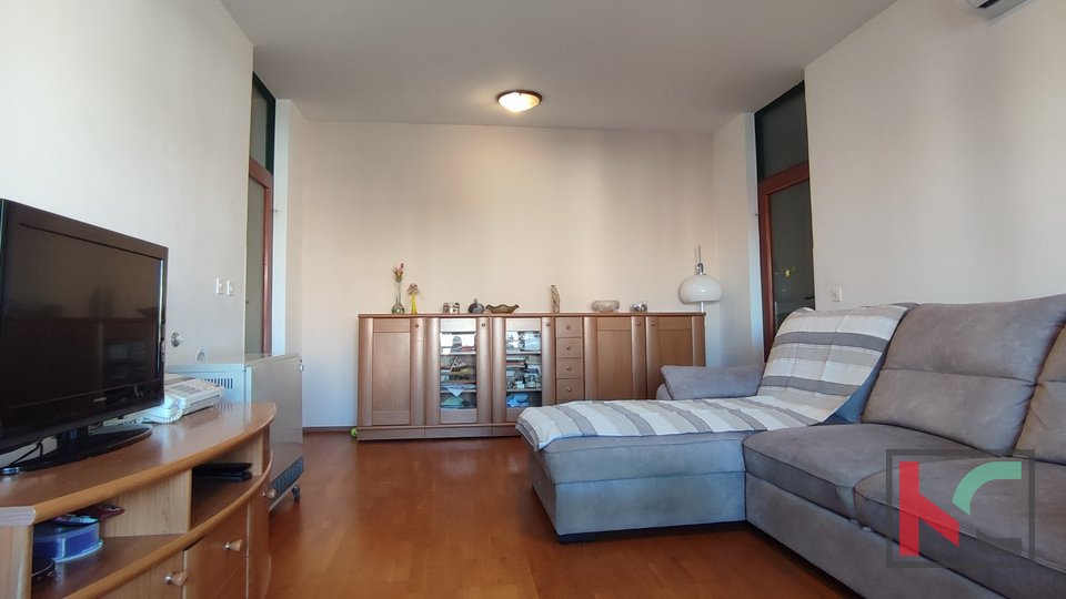 Istria, Pola, Šijana, appartamento con 3 camere da letto, 4° piano con ascensore
