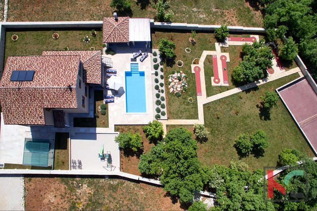 Štokovci - Luxus 4 * Villa mit einem Garten von 2000m2