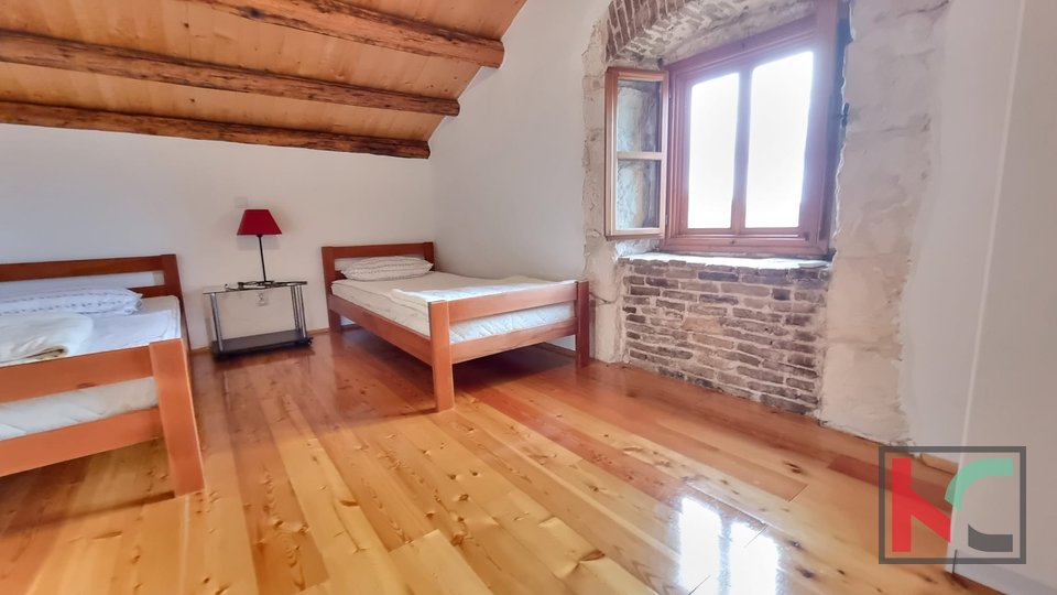 Banjole, popolnoma prenovljena kamnita hiša 142m2 in vrtom 1340m2, 100m od morja, #prodaja