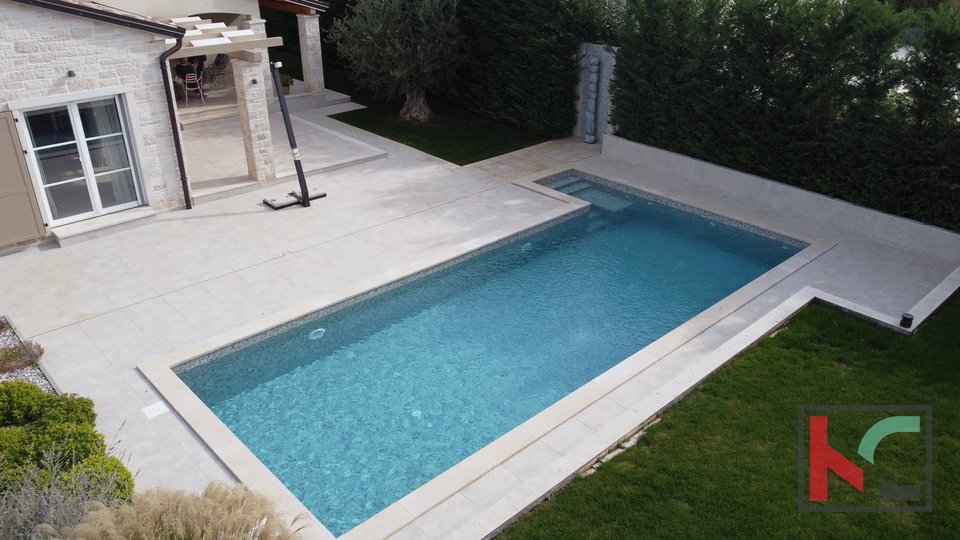 Istra, moderna vila z bazenom v bližini Poreča, #prodaja