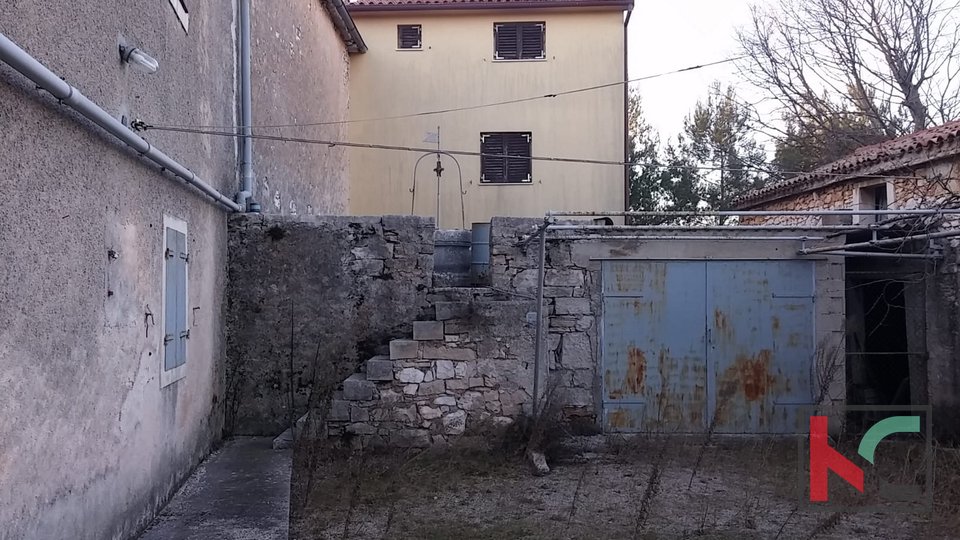 Istria, Krnica, casa 150 m2 nel centro