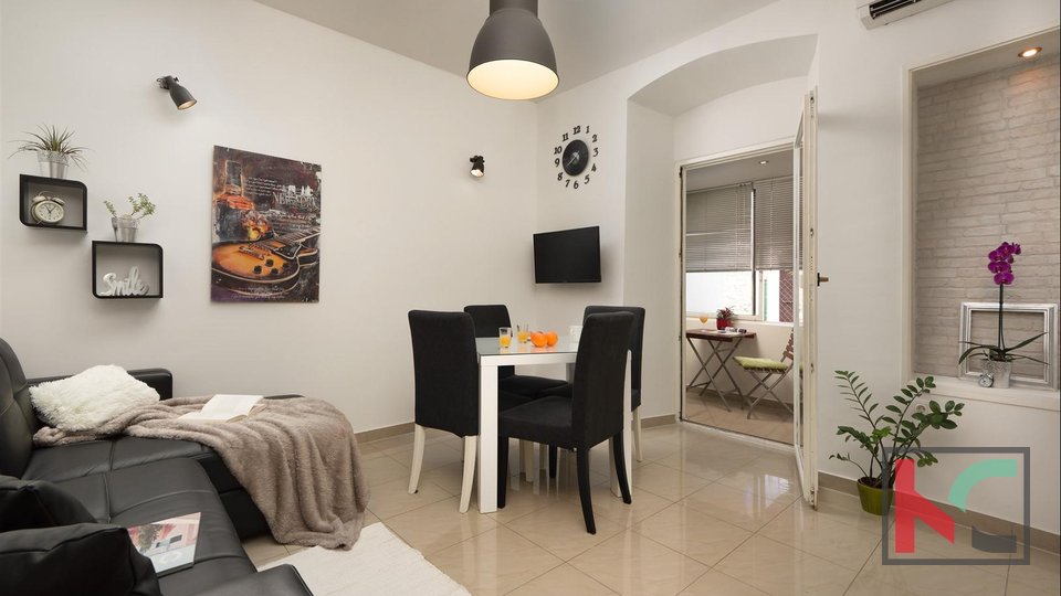 Pula, two bedroom apartment 41.81 m2 100m from the Arena