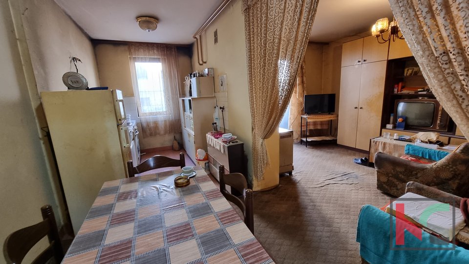 Pula, Monte Zaro, apartment 68.99 m2 for renovation, #sale