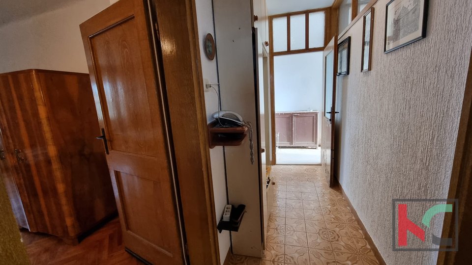 Pula, Veli Vrh, old Istrian house for renovation, #sale