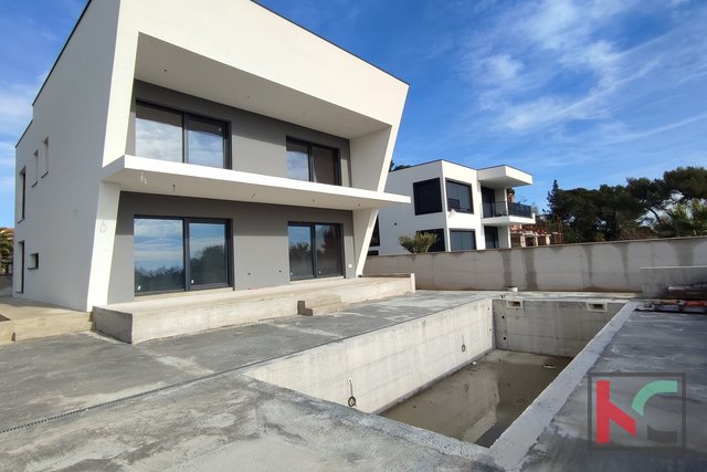 Istria, Medulin, modern villa with pool under construction, view of the Medulin Bay
