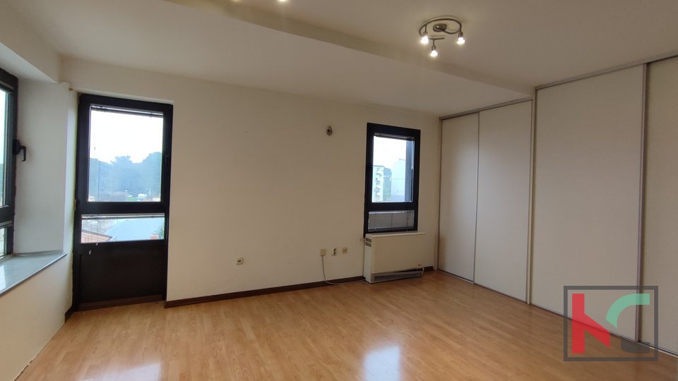 Истрия, Пула, широкий центр, однокомнатная квартира 28,07 м2, ВОЗМОЖНОСТЬ, #продажа