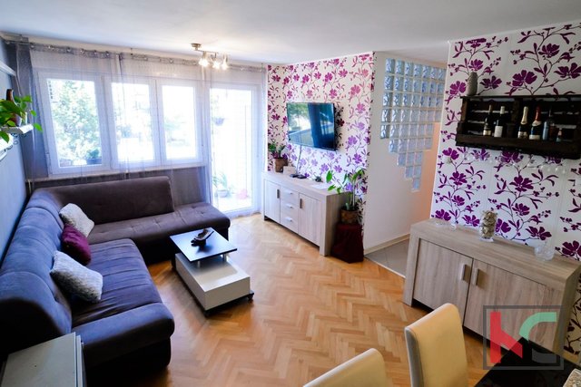 Pula, Stoja, three-room family apartment in a great location, second floor, lift #sale