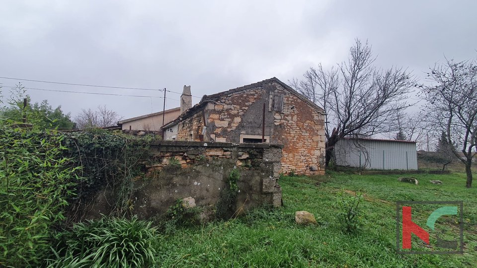 Hrboki, stara istarska kamena kuća sa šternom za renovaciju, super prilika #prodaja