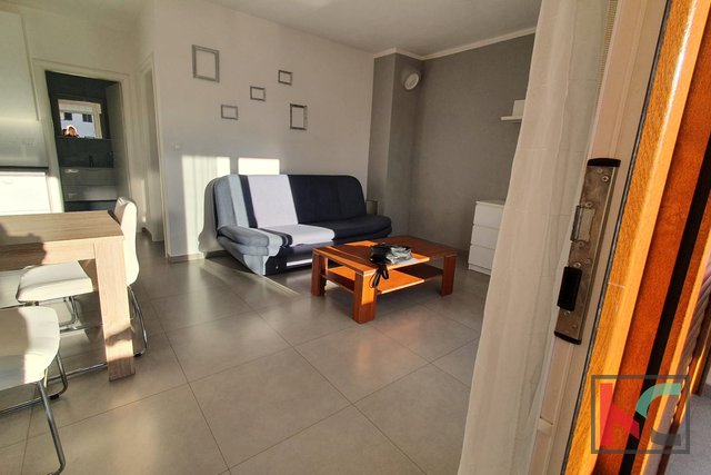 Pula, Valdebek, beautiful sunny one-room apartment in a newer building, 43.96 m2 #sale
