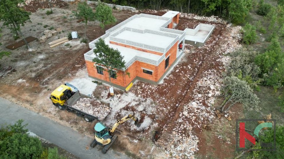 Istra, Kanfanar, Luksuzna vila z bazenom v gradnji, #prodaja