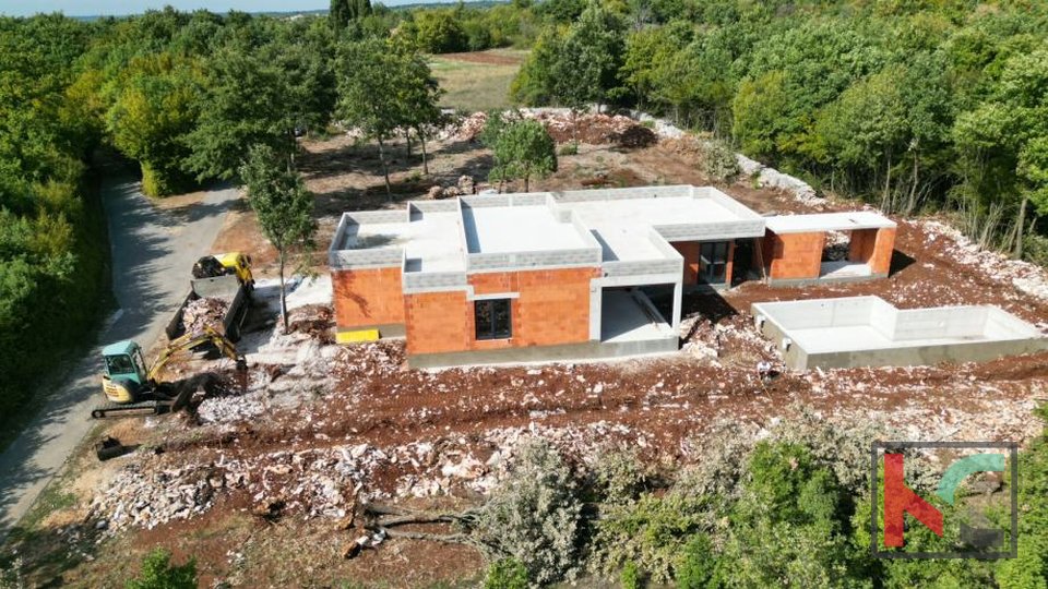 Istria, Kanfanar, Luxury villa with swimming pool under construction, #sale