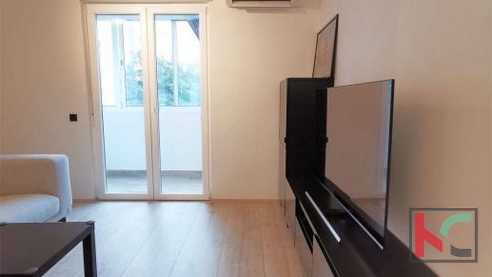 Pula, Vidikovac, wonderful renovated three-room apartment, first floor, elevator #sale