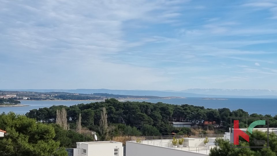 Istria, Premantura, apartment 96.67m2 with sea view