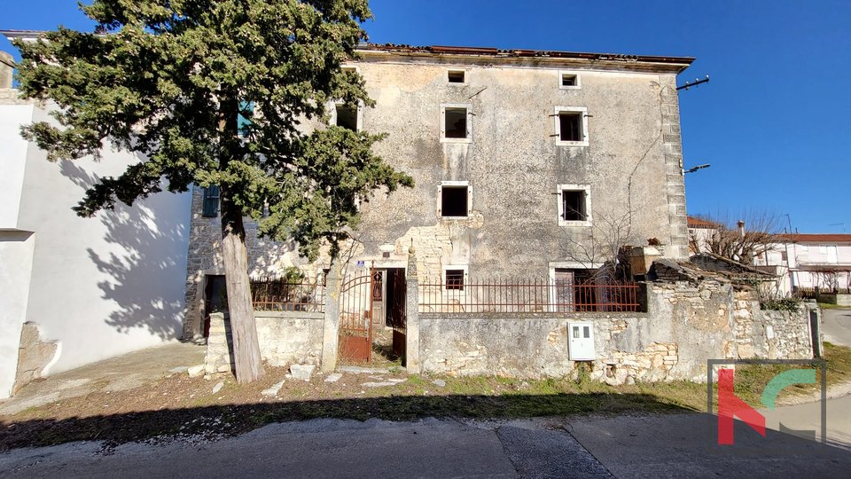 Istra, Barban, kamnita hiša za obnovo. #razprodaja