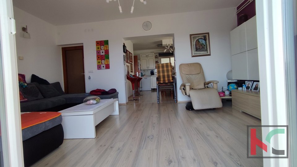 Istra, Pula, udobno družinsko stanovanje 3SS+DB 133,29m2 z urejenim vrtom, mirna lokacija, #prodaja