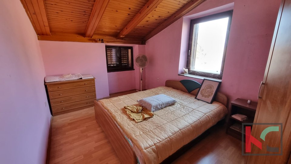 Istria, Vodnjan, apartment 61.84 m2 for adaptation on two floors, #sale
