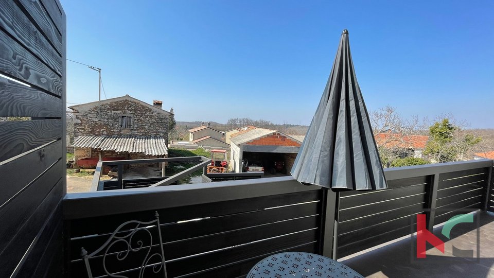 Istria, Vižinada, renovated stone house with yard, #sale
