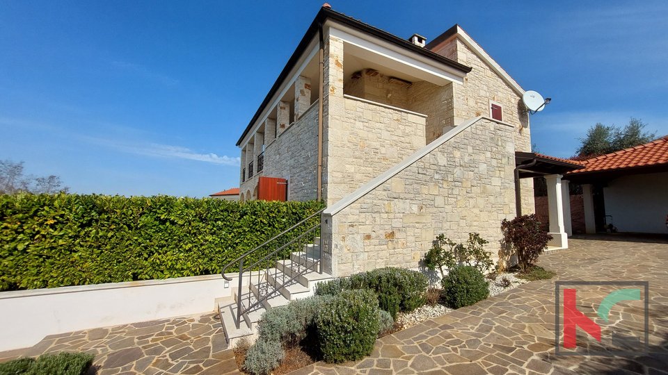 Istria, Tinjan, luxurious stone villa with swimming pool on landscaped garden, view of nature #sale