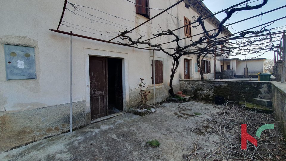 Istria, Žminj, stone house for renovation #sale