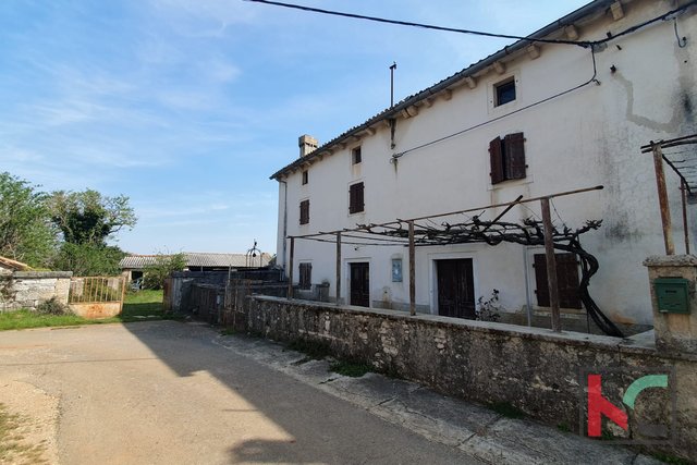 Istria, Gimino, casa in pietra da ristrutturare #vendita