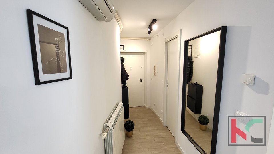 Pula, Center, stylish two-room apartment on the first floor in an attractive location in the very center