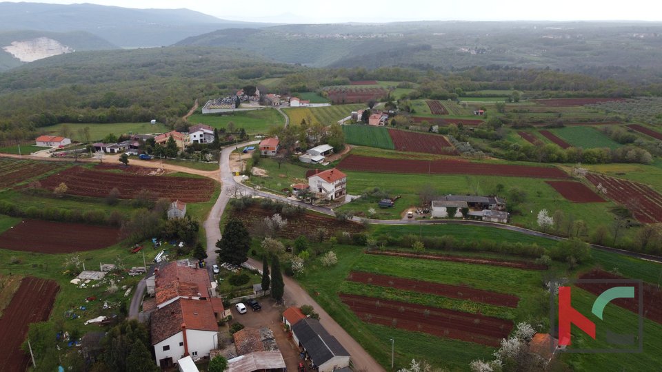 Istra - Barban, zemljište sa građevinskom dozvolom II plaćene komunalije, # ekskluzivna prodaja