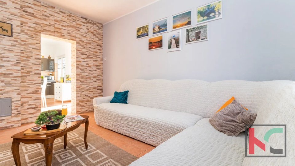 Istria, Pomer, single-family house with an additional facility near the sea, #sale