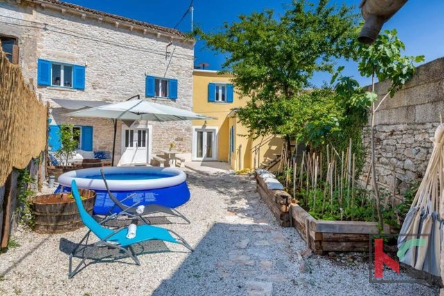 Istria, Marčana, stone holiday house with potential #sale