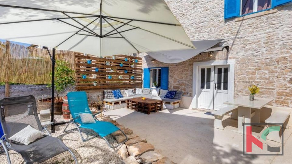 Istra, Marčana, kamena kuća za odmor s potencijalom #prodaja