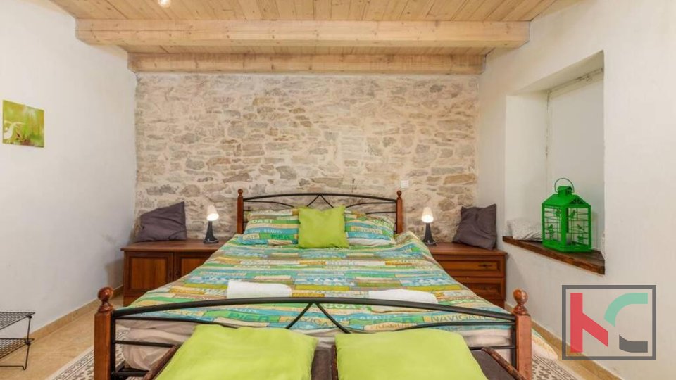 Istra, Marčana, kamena kuća za odmor s potencijalom #prodaja