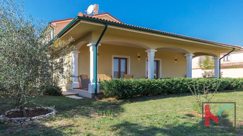 Istria, Vodnjan, house 254m2 with swimming pool in a quiet location, #sale