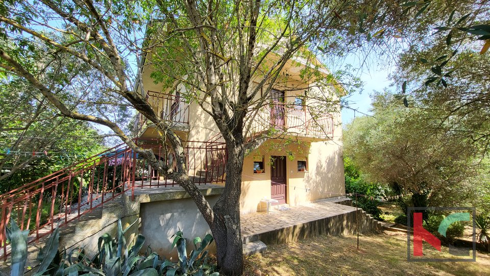 Istrien, Vinkuran, einstöckiges Haus mit großem Garten mit potenziellem #Verkauf