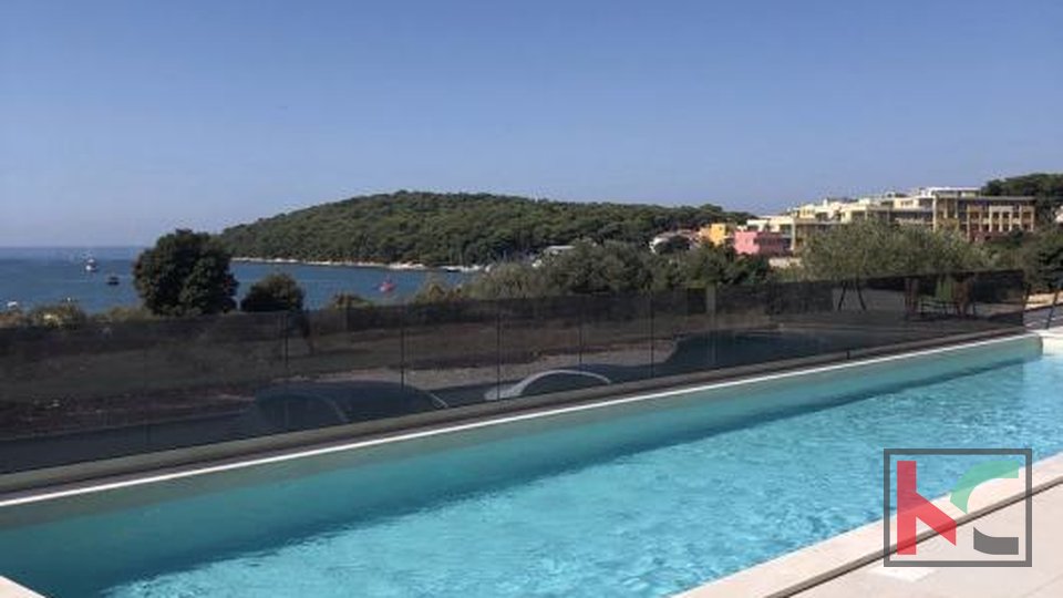 Istria, Banjole, apartment 61.76 m2 with private pool, first row to the sea #sale