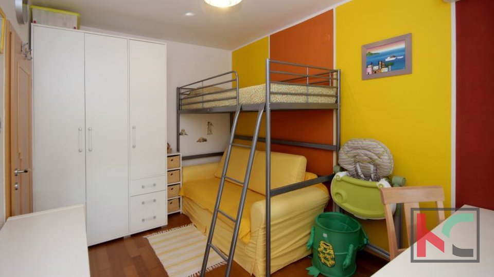 Istra, Pula, center, kompletno opremljeno stanovanje za bivanje 2SS+DB z 2 balkonoma, #prodaja