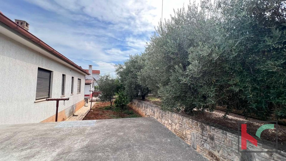 Pula, detached house 514 m2 with garden, partially renovated, top location #sale