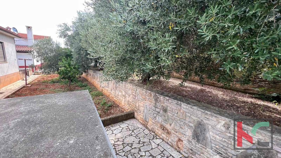 Pula, detached house 514 m2 with garden, partially renovated, top location #sale