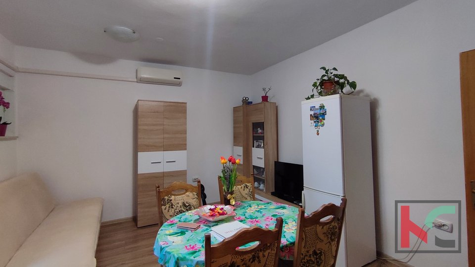 Istria, Pola, appartamento 3 camere da letto + bagno, 73,57 m2, vicino al centro città, #vendita