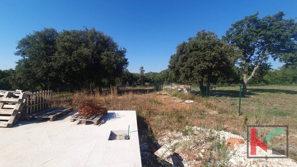 Pula, Šijana, agricultural land 2200 m2 with planned building and swimming pool #sale