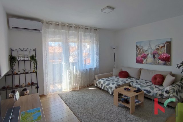 Istra, Pula, centar, moderno namješten i useljiv stan 50,38m2 sa balkonom, #prodaja