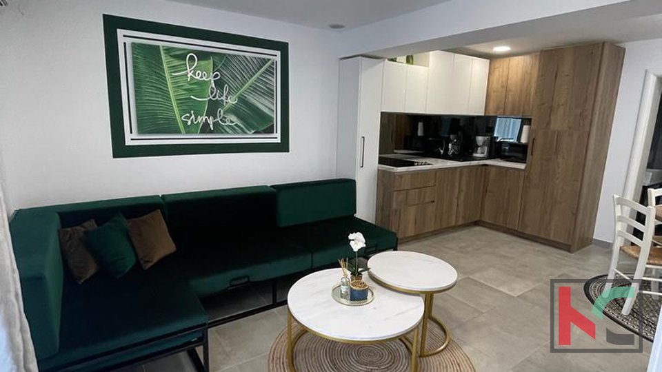 Fažana, luksuzan dvosoban stan sa okućnicom od 49,36 m2  #prodaja