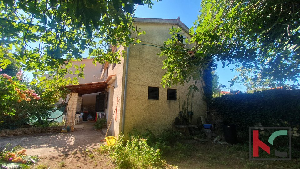 Istra, Medulin, Samostojeća kuća sa okućnicom ukupne površine 231m2 #prodaja