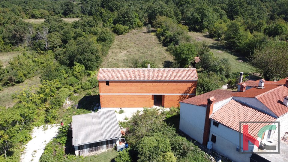 Istrien - Juršići, Haus im Bau 200m2 in ruhiger Lage, #Verkauf