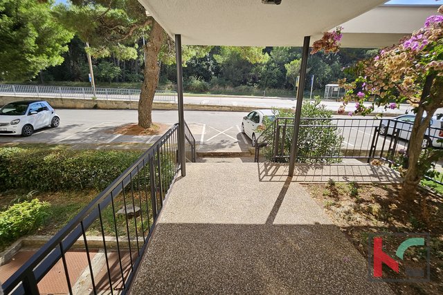 Istria - Pula, comfortable apartment with 2 bedrooms, perfect location on Veruda, # exclusive sale