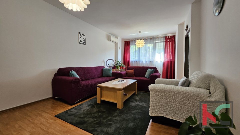 Istra - Pula, komforan stan sa 2 spavaće sobe, savršena lokacija na Verudi, # ekskluzivna prodaja